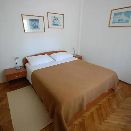 Ferienwohnung Fuer 4 Personen Ca 50 Qm In Njivice, Kvarner Bucht Krk - B58750 דירה