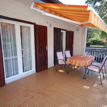Ferienwohnung Fuer 4 Personen Ca 50 Qm In Njivice, Kvarner Bucht Krk - B58750