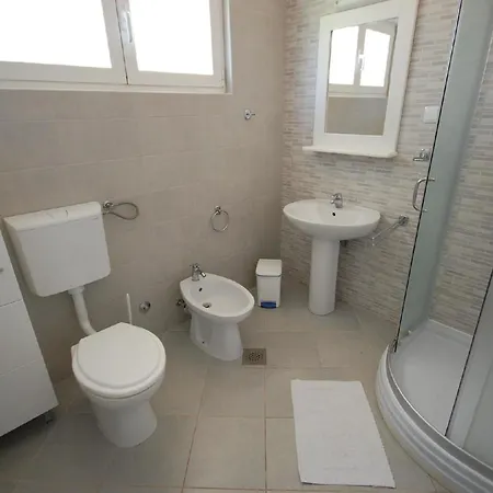 דירה Ferienwohnung Fuer 4 Personen Ca 50 Qm In Njivice, Kvarner Bucht Krk - B58750 *