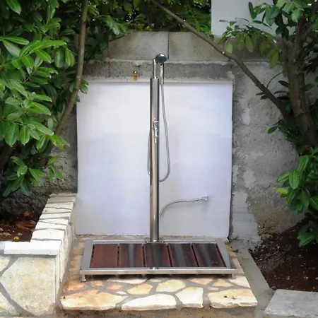 Ferienwohnung Fuer 4 Personen Ca 50 Qm In Njivice, Kvarner Bucht Krk - B58750