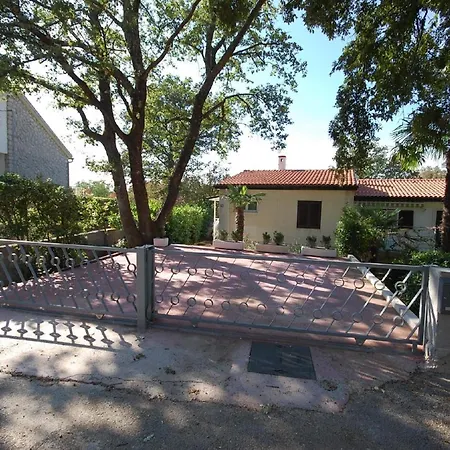 דירה Ferienwohnung Fuer 4 Personen Ca 50 Qm In Njivice, Kvarner Bucht Krk - B58750 נייביצה
